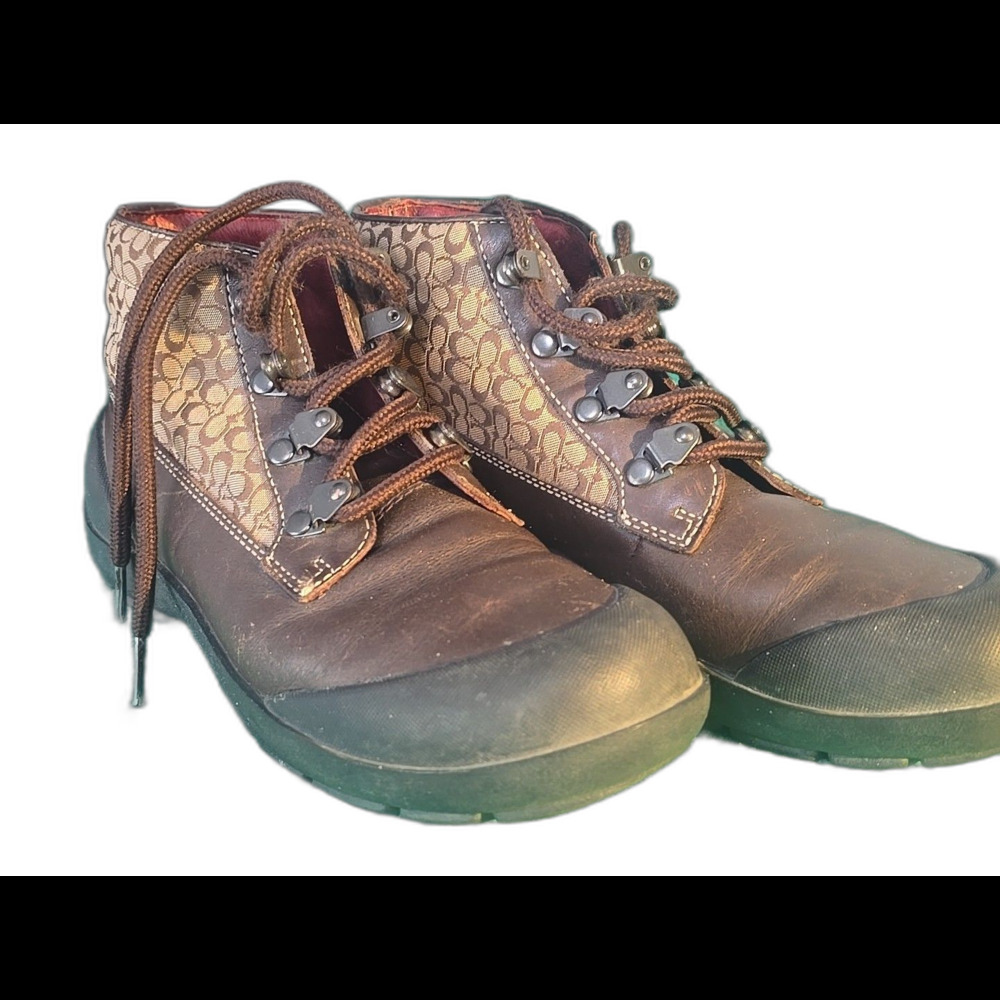 COACH DYANNE Size 6.5  BEIGE BROWN LOGO bootie lace up boot shoe hiking